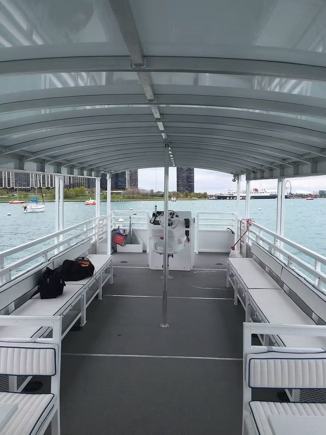 Chicago Party on Boats , FunTime!  Up to 20 Passengers, BYOB, Unforgettable Fun! image 3