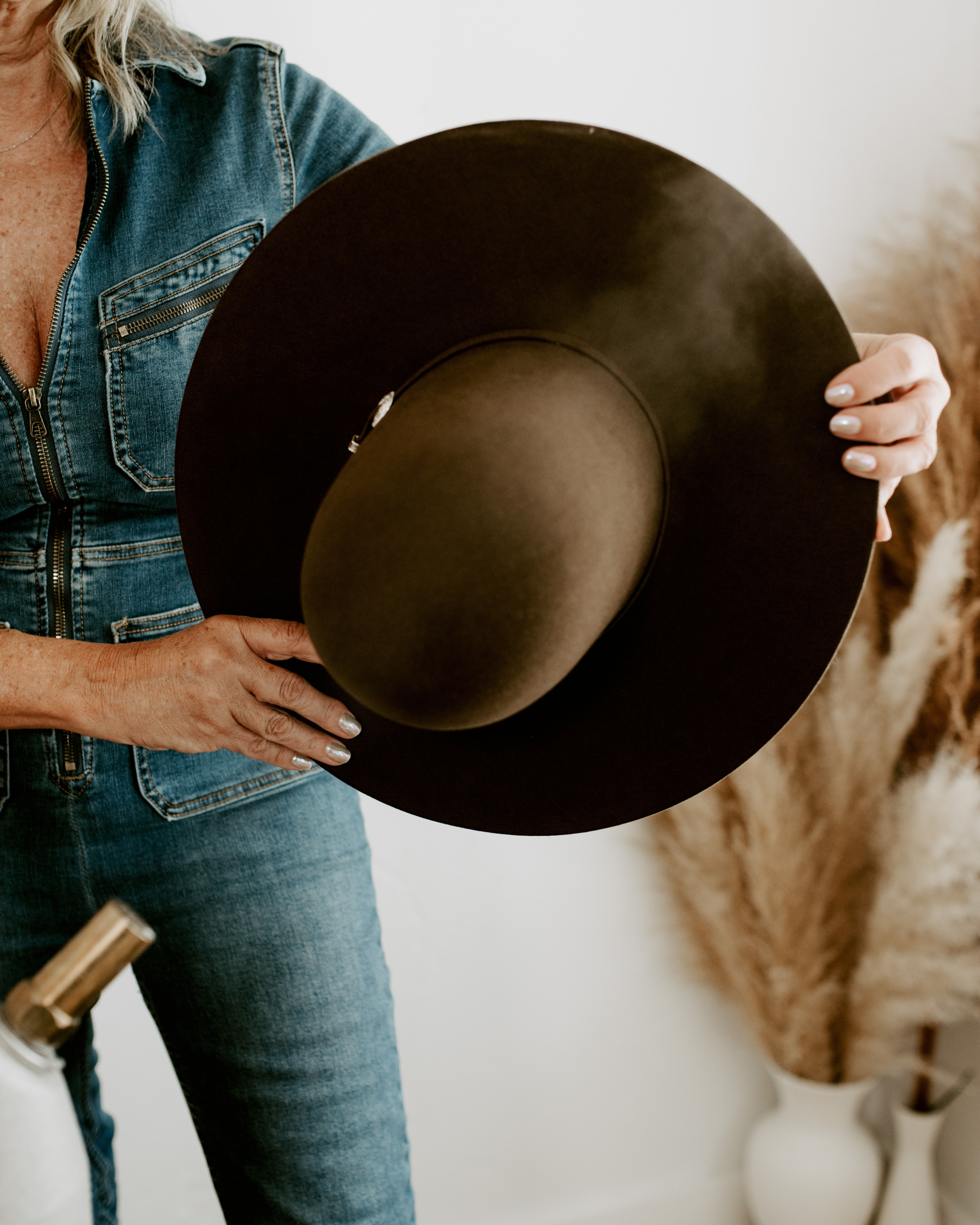 Mobile Custom Hat Bar - Branding, Styling, Shaping & Accessories - image 4