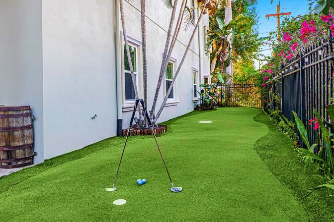 Gaspar's Luxury Estate image 3