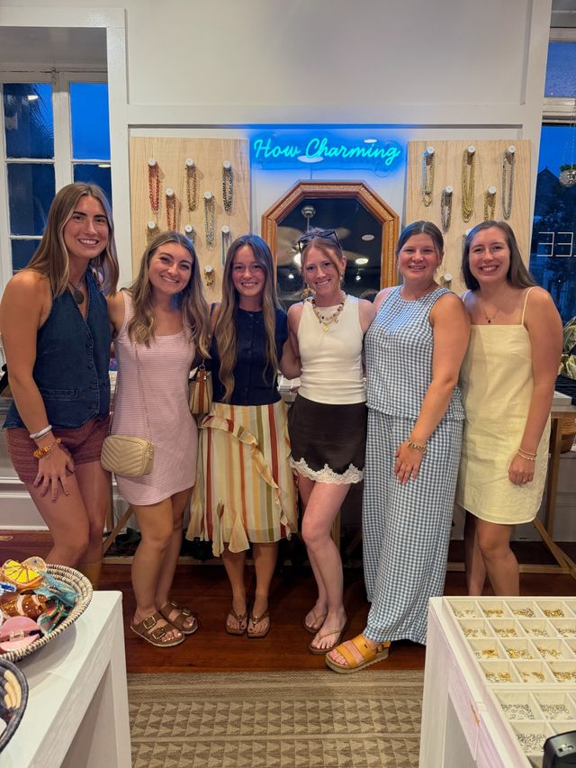 Create your Own Jewelry at the HOLST + LEE Charm Bar image 4