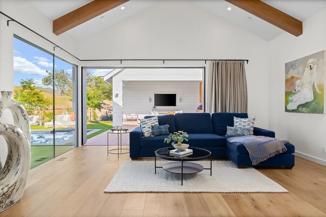 Luxury Wine Country Villa with Pool and Guest House image 61