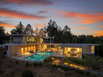 Sonoma Glass House image 40
