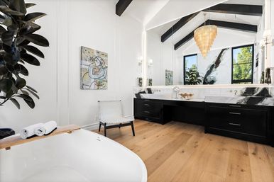 Luxury Wine Country Villa with Pool and Guest House image 60