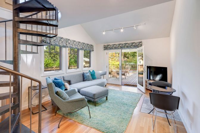 Glen Ellen Vineyard Estate With Pool and Hot Tub image 14