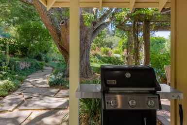 Glen Ellen Vineyard Estate With Pool and Hot Tub image 56