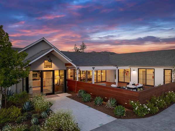 Luxury Wine Country Villa with Pool and Guest House image 3