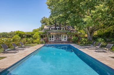 Glen Ellen Vineyard Estate With Pool and Hot Tub image 3