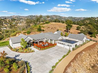 Luxury Wine Country Villa with Pool and Guest House image 87