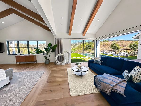 Luxury Wine Country Villa with Pool and Guest House image 67