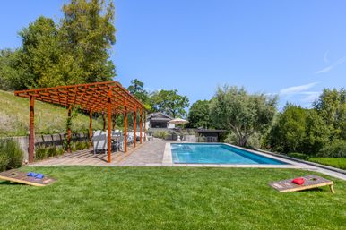 Glen Ellen Cottage image 3