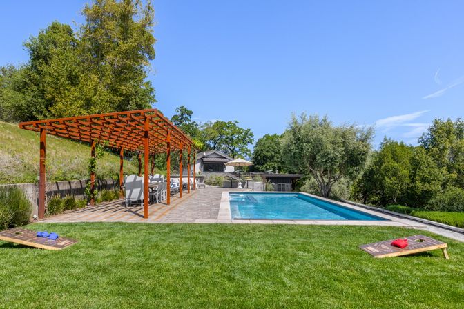 Glen Ellen Cottage image 3