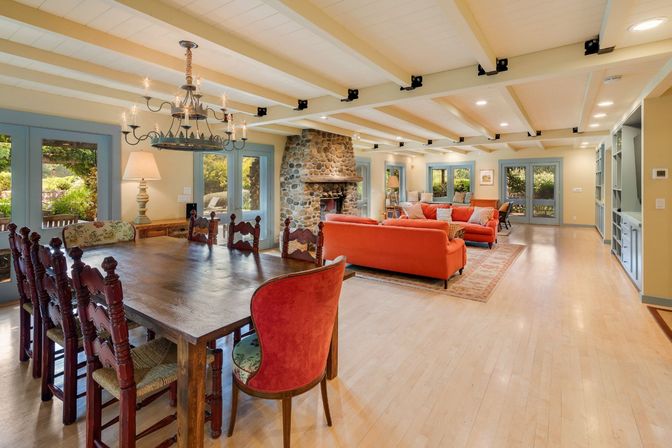 Glen Ellen Vineyard Estate With Pool and Hot Tub image 8