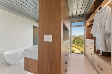 Sonoma Glass House image 12
