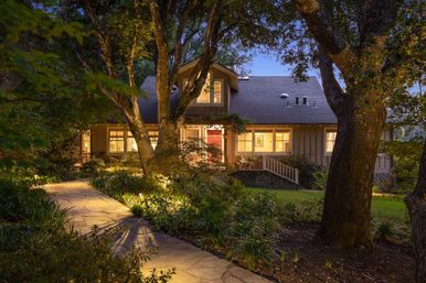Glen Ellen Vineyard Estate With Pool and Hot Tub image 6