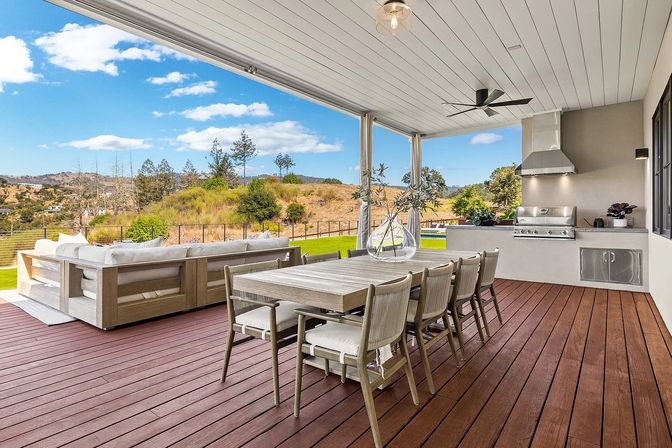 Luxury Wine Country Villa with Pool and Guest House image 78