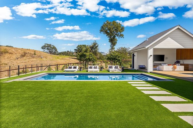 Luxury Wine Country Villa with Pool and Guest House image 70