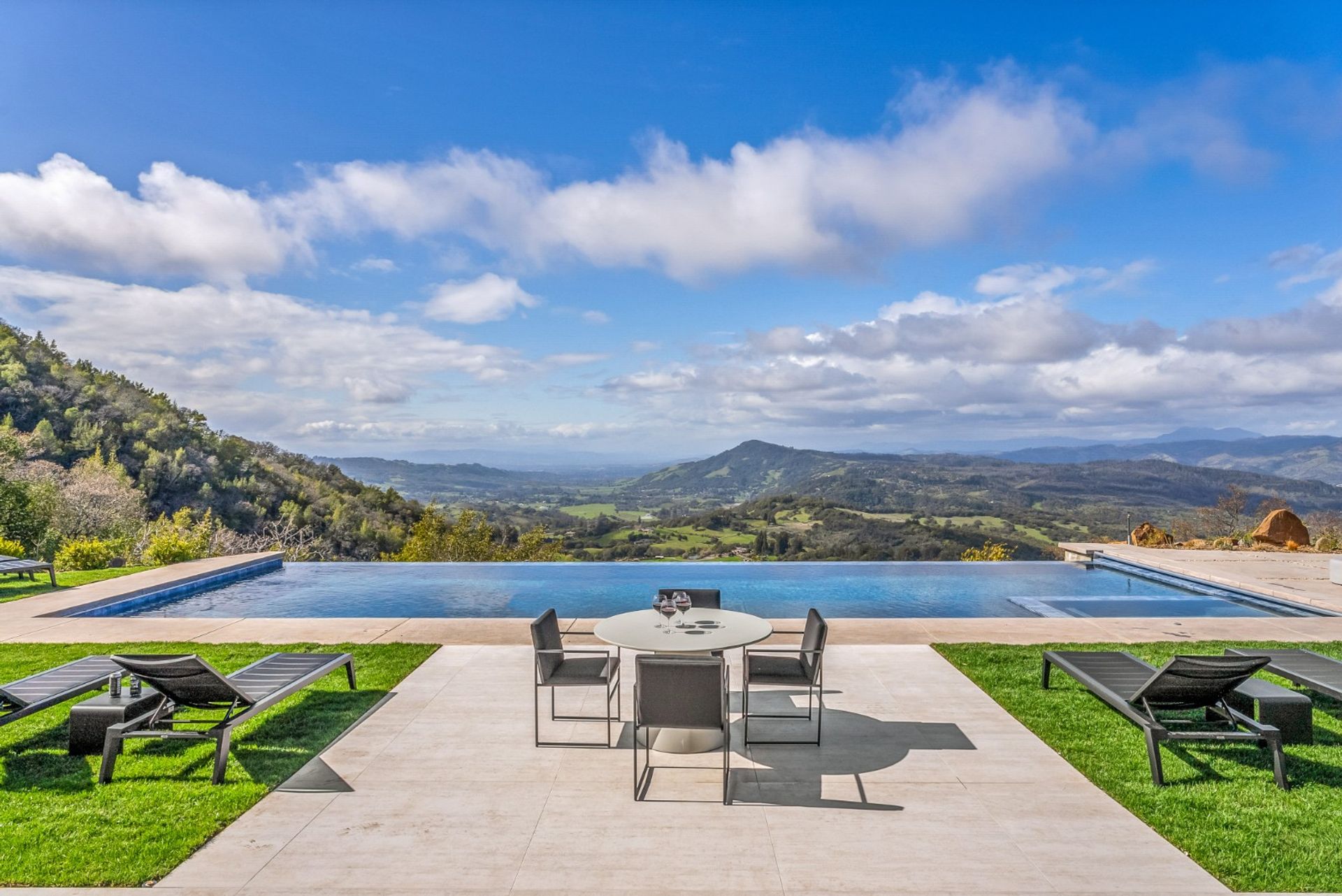 Sonoma Mountain Estate image 1
