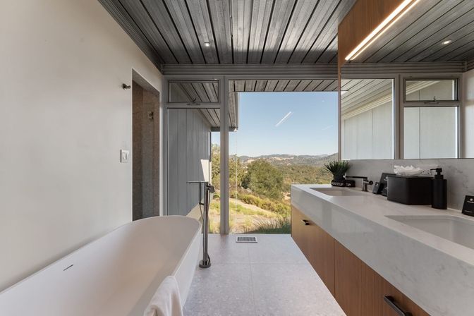 Sonoma Glass House image 16