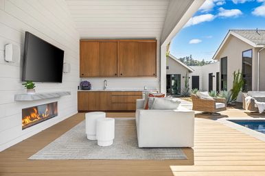 Luxury Wine Country Villa with Pool and Guest House image 49