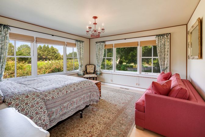 Glen Ellen Vineyard Estate With Pool and Hot Tub image 12