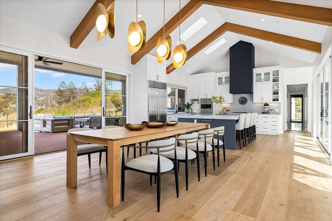 Luxury Wine Country Villa with Pool and Guest House image 93