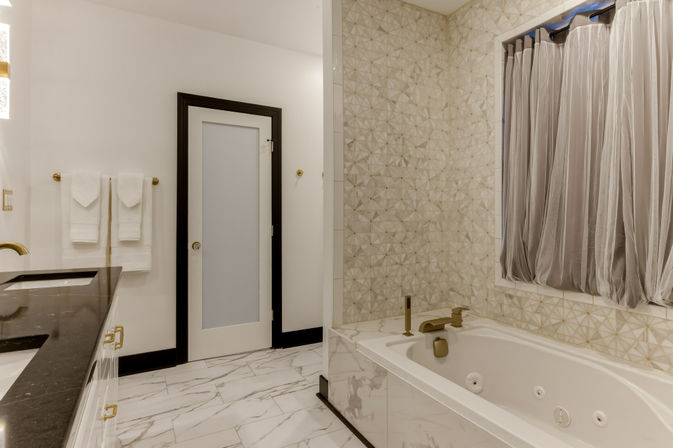 AC Secret Suites Luxury Stay Experience image 36