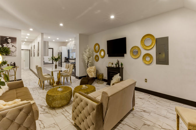 AC Secret Suites Luxury Stay Experience image 30