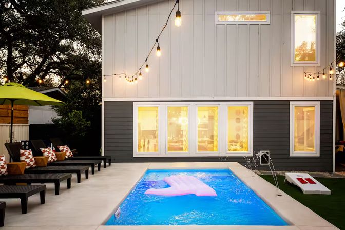 Heated Pool, Karaoke, Hot Tub, Yoga, MiniGolf - SoCo Cowgirl 5BR Villa image 10