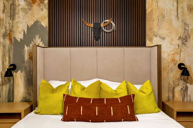 Heated Pool, Karaoke, Hot Tub, Yoga, MiniGolf - SoCo Cowgirl 5BR Villa image 36