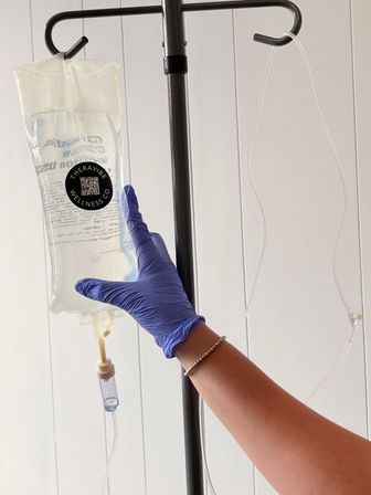 Mobile IV Hydration for Bach Parties & Events image 5