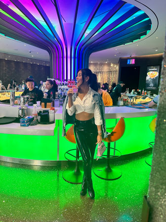 LINQ Promenade Bar Crawl: 5 Exciting Bars with Drink Included at Each Stop image 7