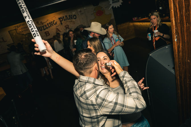 Pete's Dueling Piano Bar - Fort Worth image 23