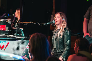 Pete's Dueling Piano Bar - Fort Worth image 24