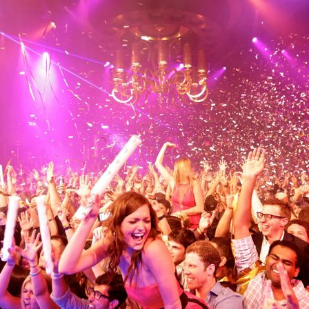 Las Vegas Nightclub Crawl by Party Bus: Free Mixed Drinks & Fast-Pass Entry Into The Strip's Hottest Venues image 1