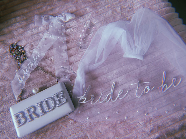 Bride-to-Be Keepsake Bedazzling Party image 6