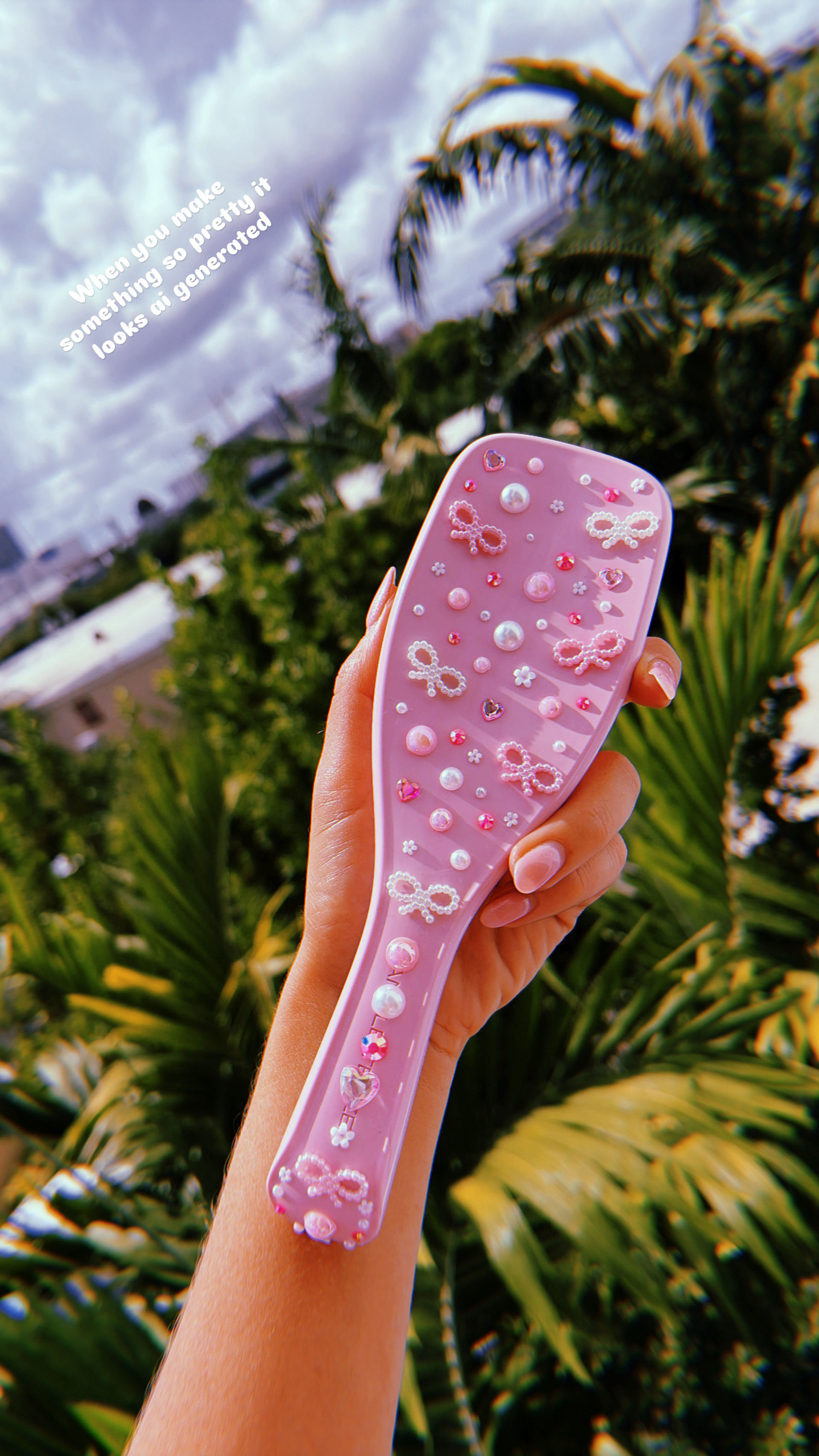 Mobile Hairbrush Bedazzling Party image 1