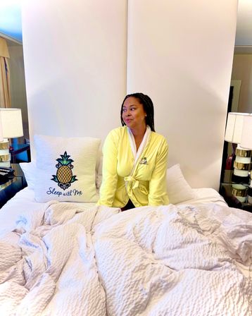 Staypineapple: An Elegant San Francisco Hotel image 4
