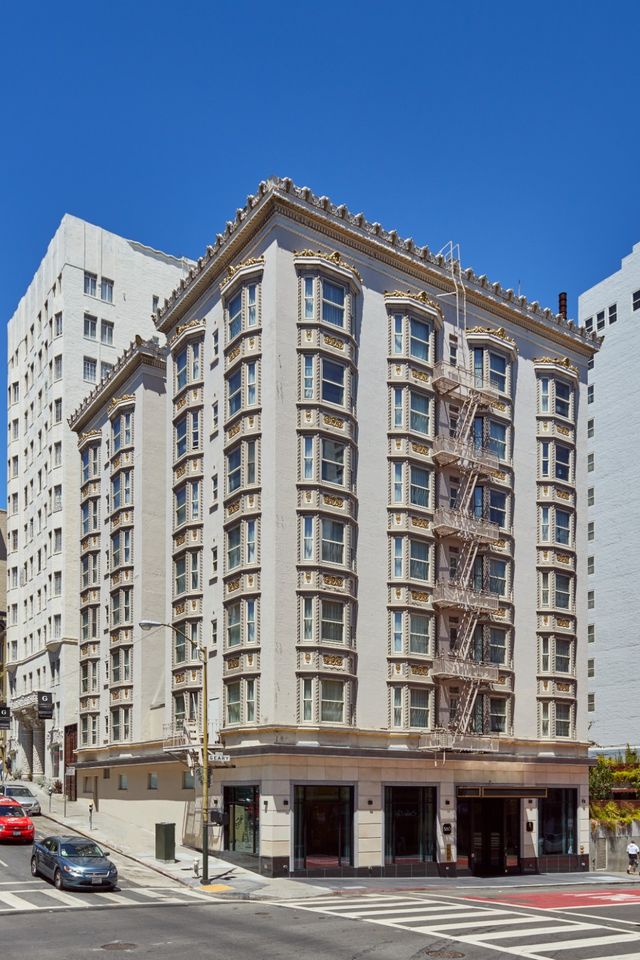 Staypineapple: An Elegant San Francisco Hotel image 3