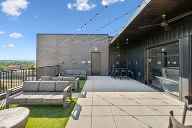 The Muse Downtown Condo: Hotel Style Amenities + Rooftop Views image 45