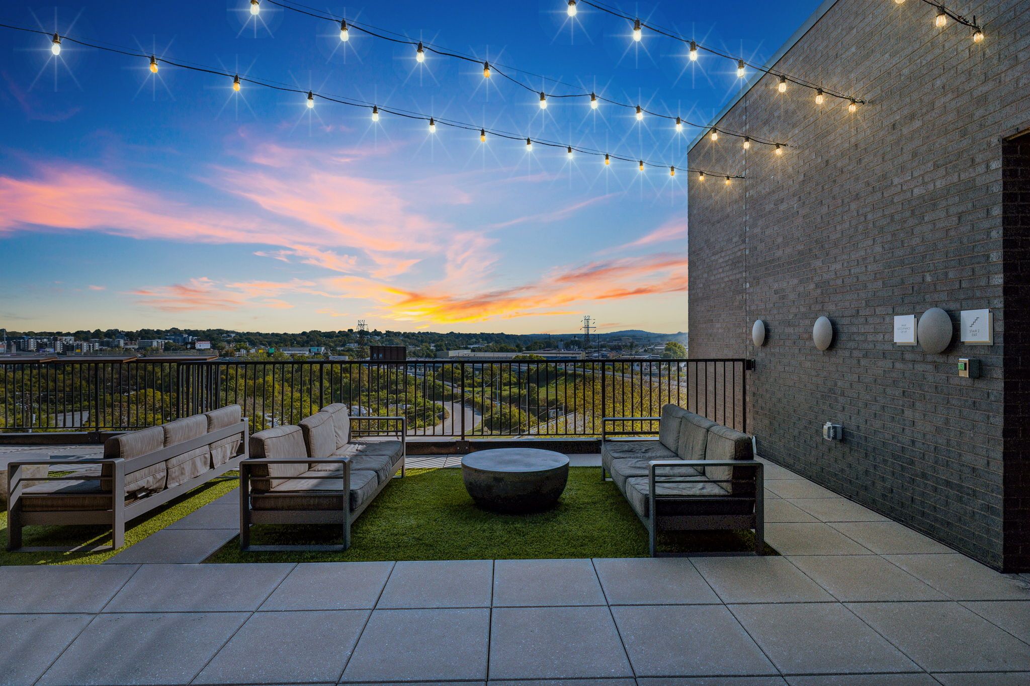 The Muse Downtown Condo: Hotel Style Amenities + Rooftop Views image 1