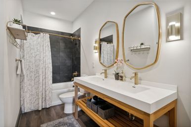 The Muse Downtown Condo: Hotel Style Amenities + Rooftop Views image 17