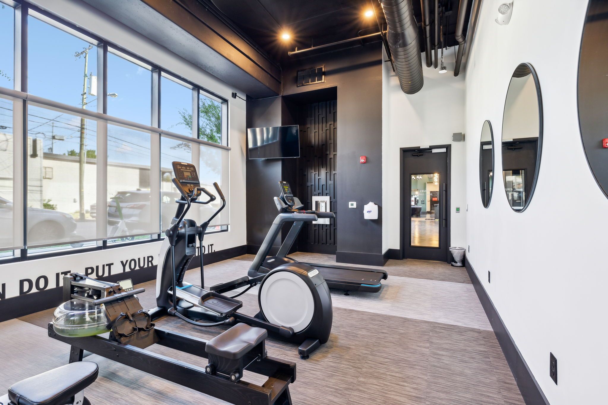 The Muse Downtown Condo: Hotel Style Amenities + Rooftop Views image 2