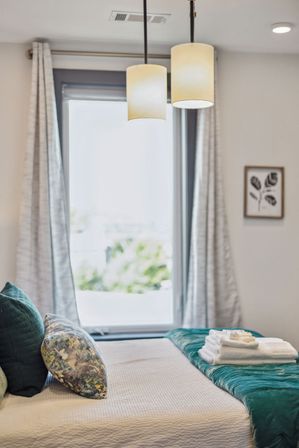 The Muse Downtown Condo: Hotel Style Amenities + Rooftop Views image 46