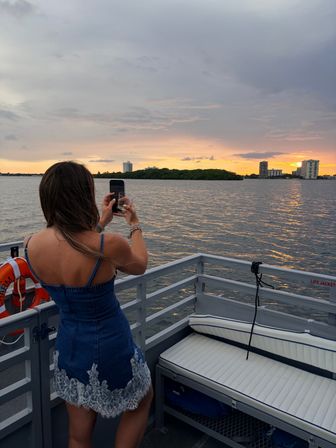 Sunset + Champagne Evening Boat Tour image 12