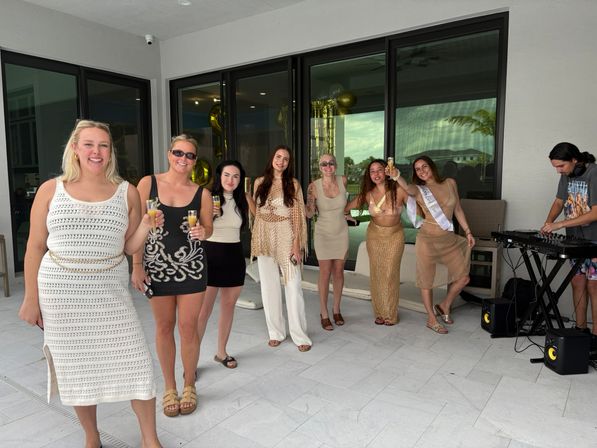 Mini Glow Party: Quick Facials, Exfoliation & Radiance Boost for Your Crew image 5