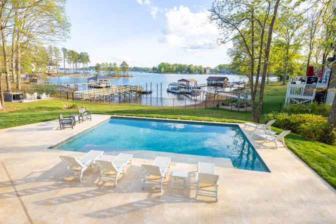 Wake & Chill LKN: Lakefront, Private Pool, Dock, Firepit, Sunset Vibes image 1