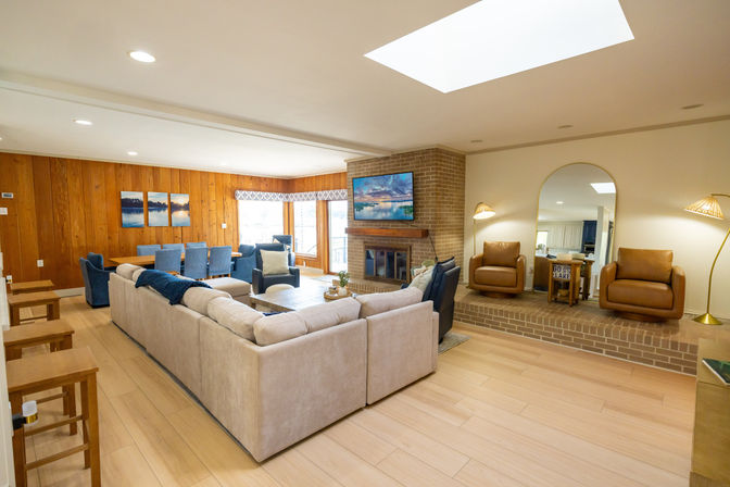 Wake & Chill LKN: Lakefront, Private Pool, Dock, Firepit, Sunset Vibes image 14