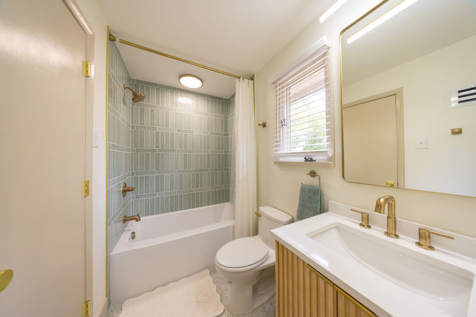 Wake & Chill LKN: Lakefront, Private Pool, Dock, Firepit, Sunset Vibes image 24