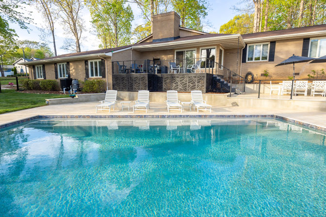 Wake & Chill LKN: Lakefront, Private Pool, Dock, Firepit, Sunset Vibes image 3