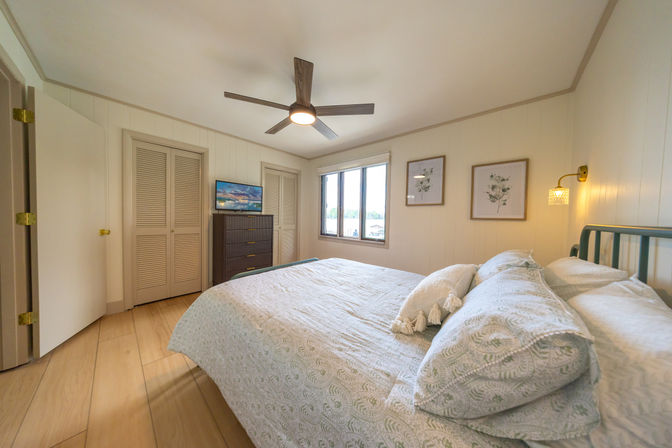 Wake & Chill LKN: Lakefront, Private Pool, Dock, Firepit, Sunset Vibes image 23